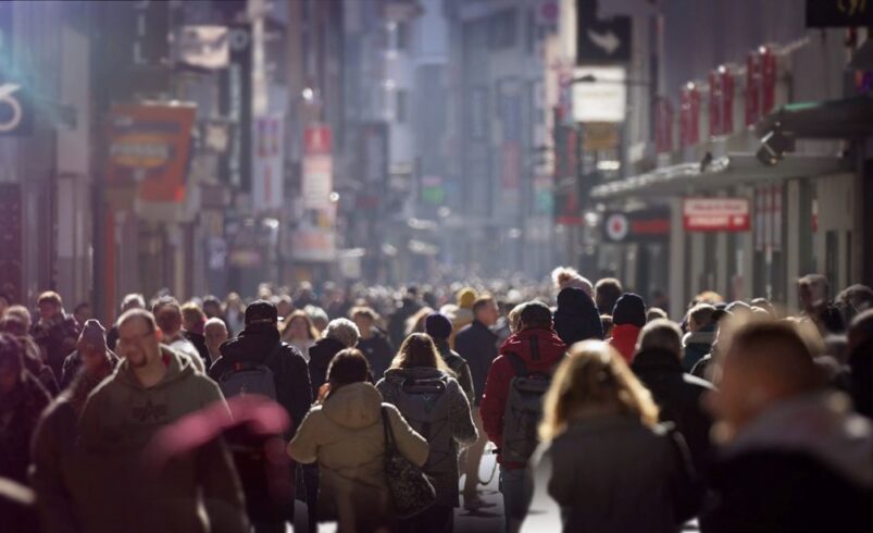 Almanya'da varlıklı ile fukara arasındaki ayrım açılıyor