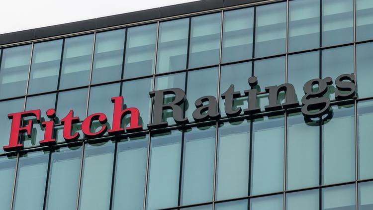 Fitch gelişme tahminlerini yukarı çekti